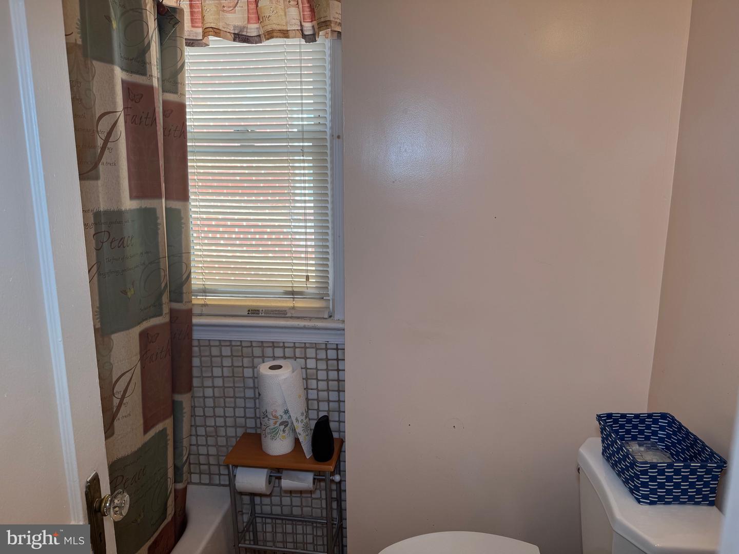 3229 12TH PL SE, WASHINGTON, District Of Columbia 20032, 2 Bedrooms Bedrooms, 20 Rooms Rooms,2 BathroomsBathrooms,Residential,For sale,3229 12TH PL SE,DCDC2226218 MLS # DCDC2226218