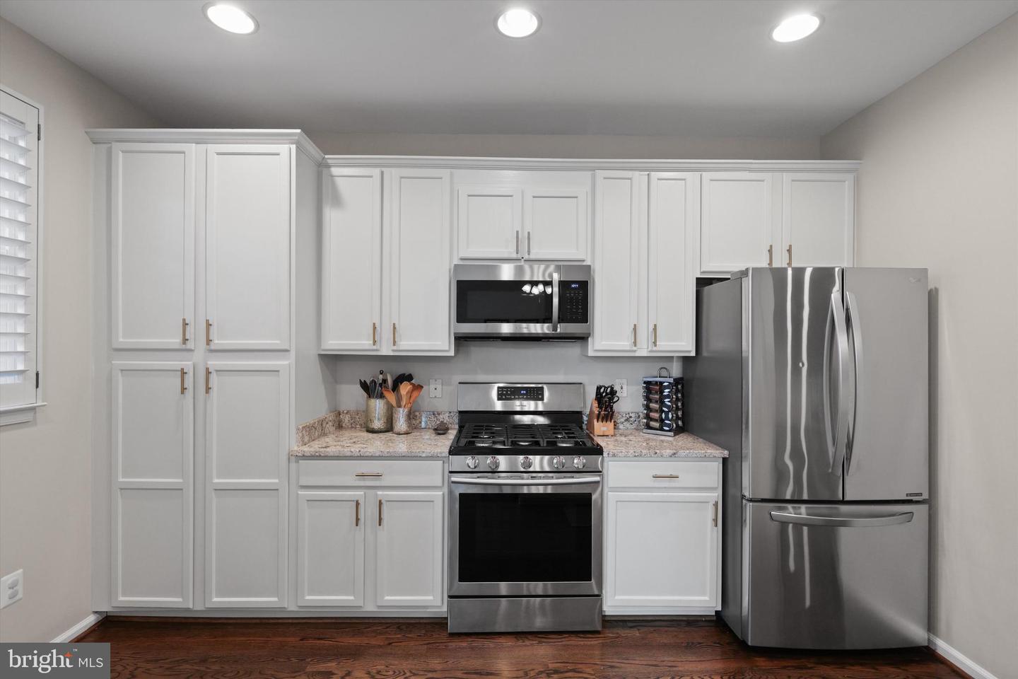 6485 WATERFIELD RD, ALEXANDRIA, Virginia 22315, 3 Bedrooms Bedrooms, ,3 BathroomsBathrooms,Residential,For sale,6485 WATERFIELD RD,VAFX2273474 MLS # VAFX2273474