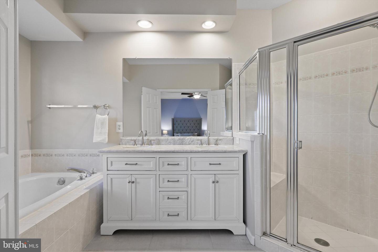 6485 WATERFIELD RD, ALEXANDRIA, Virginia 22315, 3 Bedrooms Bedrooms, ,3 BathroomsBathrooms,Residential,For sale,6485 WATERFIELD RD,VAFX2273474 MLS # VAFX2273474