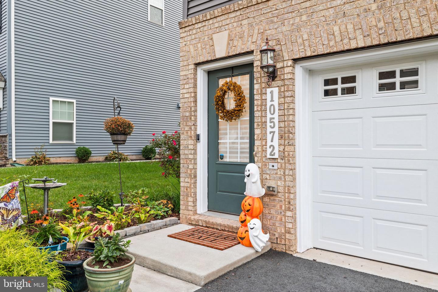 10572 WATERBURY WOODS WAY, MANASSAS, Virginia 20112, 4 Bedrooms Bedrooms, ,3 BathroomsBathrooms,Residential,For sale,10572 WATERBURY WOODS WAY,VAPW2105752 MLS # VAPW2105752 10572 WATERBURY WOODS WAY, MANASSAS, Virginia 20112, 4 Bedrooms Bedrooms, ,3 BathroomsBathrooms,Residential,For sale,10572 WATERBURY WOODS WAY,VAPW2105752 MLS # VAPW2105752