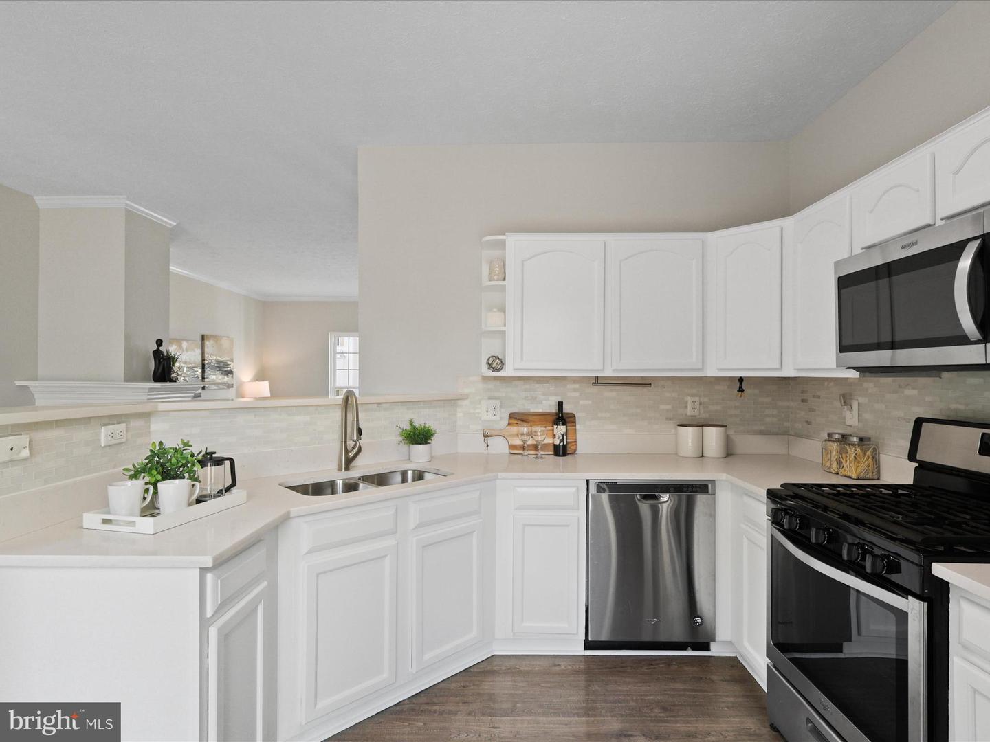 4019 KIMBERLEY GLEN CT, CHANTILLY, Virginia 20151, 3 Bedrooms Bedrooms, ,3 BathroomsBathrooms,Residential,For sale,4019 KIMBERLEY GLEN CT,VAFX2273654 MLS # VAFX2273654 4019 KIMBERLEY GLEN CT, CHANTILLY, Virginia 20151, 3 Bedrooms Bedrooms, ,3 BathroomsBathrooms,Residential,For sale,4019 KIMBERLEY GLEN CT,VAFX2273654 MLS # VAFX2273654