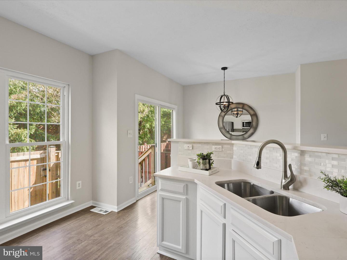 4019 KIMBERLEY GLEN CT, CHANTILLY, Virginia 20151, 3 Bedrooms Bedrooms, ,3 BathroomsBathrooms,Residential,For sale,4019 KIMBERLEY GLEN CT,VAFX2273654 MLS # VAFX2273654 4019 KIMBERLEY GLEN CT, CHANTILLY, Virginia 20151, 3 Bedrooms Bedrooms, ,3 BathroomsBathrooms,Residential,For sale,4019 KIMBERLEY GLEN CT,VAFX2273654 MLS # VAFX2273654