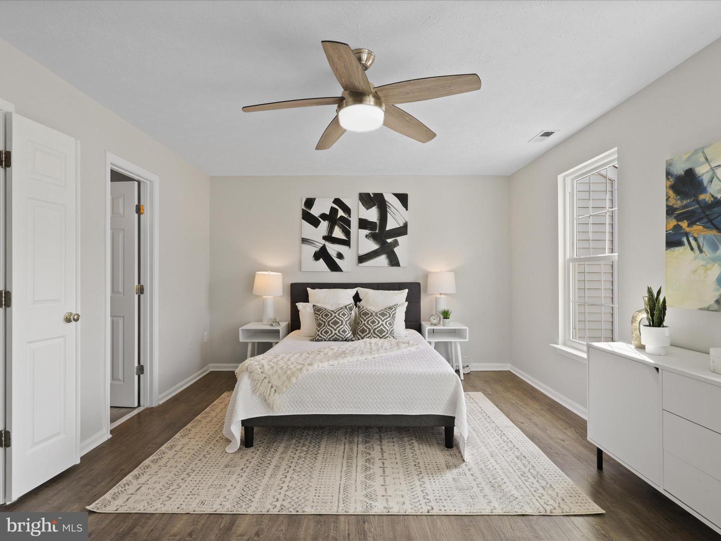 4019 KIMBERLEY GLEN CT, CHANTILLY, Virginia 20151, 3 Bedrooms Bedrooms, ,3 BathroomsBathrooms,Residential,For sale,4019 KIMBERLEY GLEN CT,VAFX2273654 MLS # VAFX2273654 4019 KIMBERLEY GLEN CT, CHANTILLY, Virginia 20151, 3 Bedrooms Bedrooms, ,3 BathroomsBathrooms,Residential,For sale,4019 KIMBERLEY GLEN CT,VAFX2273654 MLS # VAFX2273654