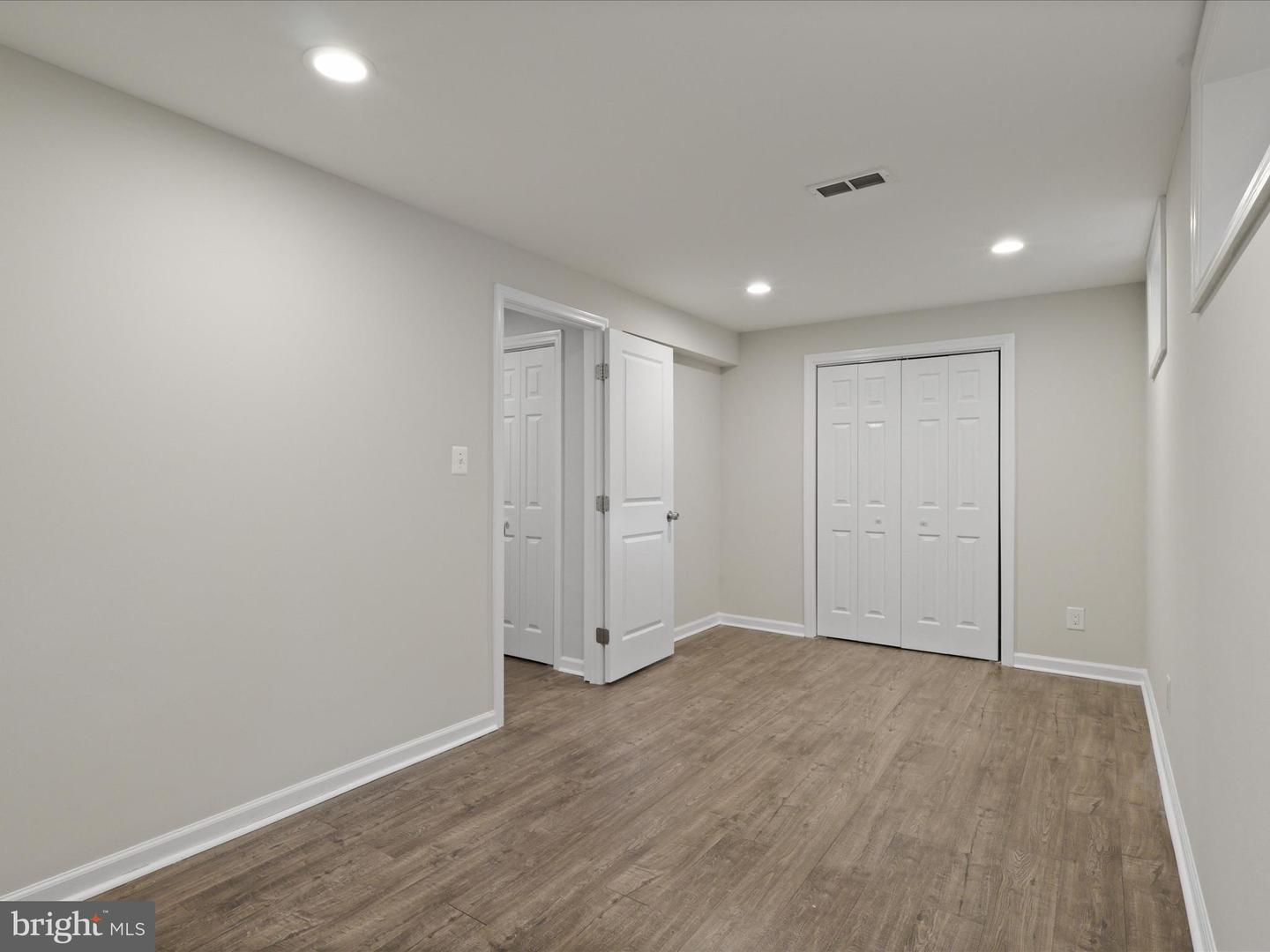 4019 KIMBERLEY GLEN CT, CHANTILLY, Virginia 20151, 3 Bedrooms Bedrooms, ,3 BathroomsBathrooms,Residential,For sale,4019 KIMBERLEY GLEN CT,VAFX2273654 MLS # VAFX2273654 4019 KIMBERLEY GLEN CT, CHANTILLY, Virginia 20151, 3 Bedrooms Bedrooms, ,3 BathroomsBathrooms,Residential,For sale,4019 KIMBERLEY GLEN CT,VAFX2273654 MLS # VAFX2273654