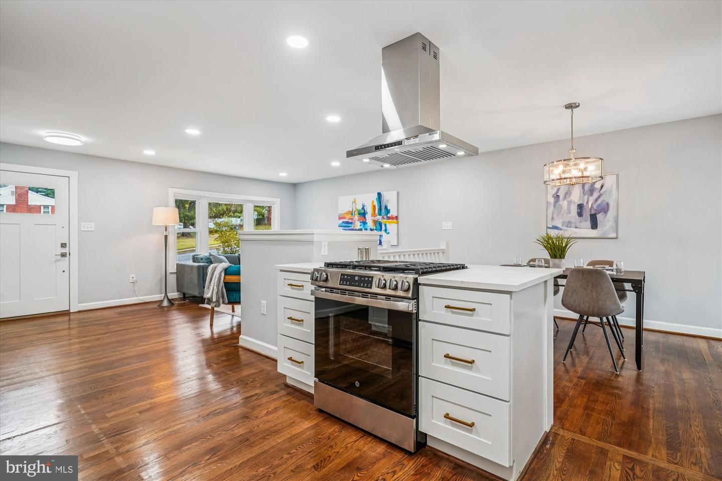 3017 ARKENDALE ST, WOODBRIDGE, Virginia 22193, 4 Bedrooms Bedrooms, ,3 BathroomsBathrooms,Residential,For sale,3017 ARKENDALE ST,VAPW2105774 MLS # VAPW2105774