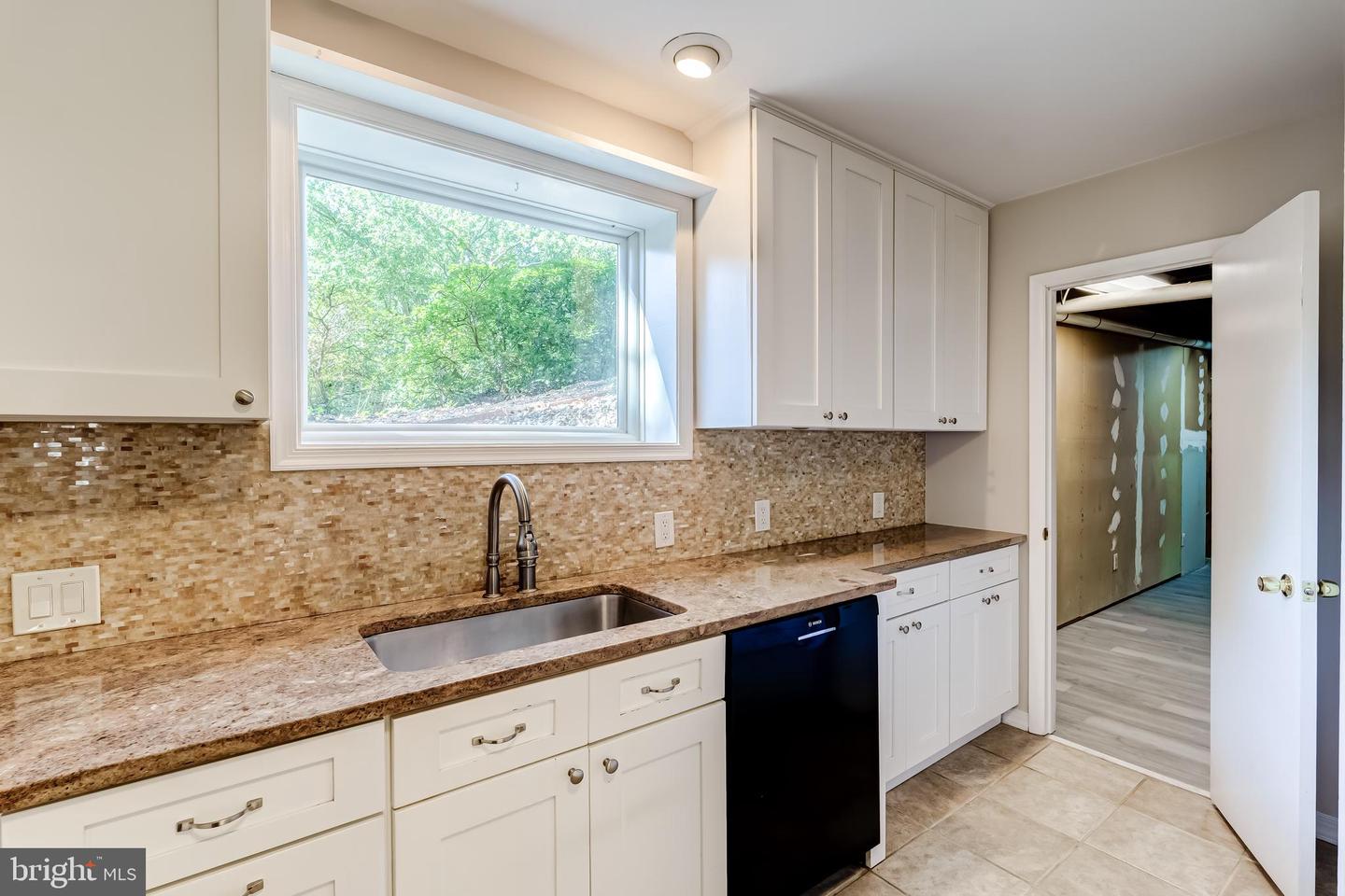 8817 GATESHEAD RD, ALEXANDRIA, Virginia 22309, 4 Bedrooms Bedrooms, ,4 BathroomsBathrooms,Residential,For sale,8817 GATESHEAD RD,VAFX2273778 MLS # VAFX2273778