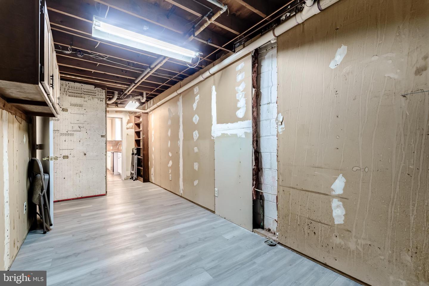 8817 GATESHEAD RD, ALEXANDRIA, Virginia 22309, 4 Bedrooms Bedrooms, ,4 BathroomsBathrooms,Residential,For sale,8817 GATESHEAD RD,VAFX2273778 MLS # VAFX2273778