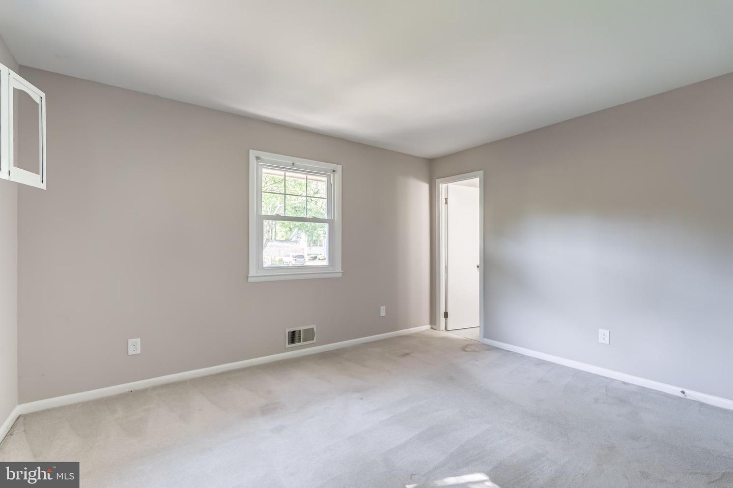 8817 GATESHEAD RD, ALEXANDRIA, Virginia 22309, 4 Bedrooms Bedrooms, ,4 BathroomsBathrooms,Residential,For sale,8817 GATESHEAD RD,VAFX2273778 MLS # VAFX2273778