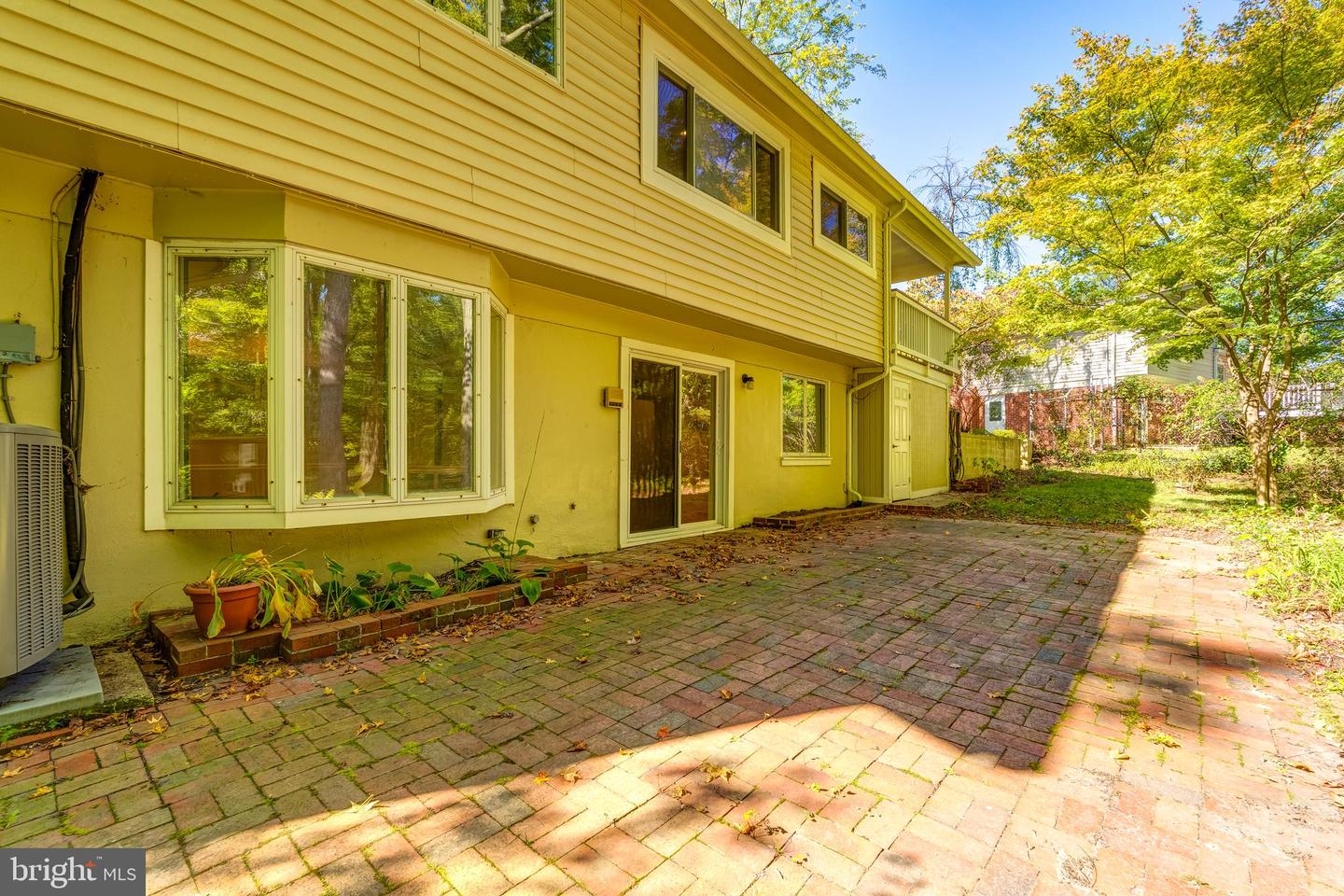 8817 GATESHEAD RD, ALEXANDRIA, Virginia 22309, 4 Bedrooms Bedrooms, ,4 BathroomsBathrooms,Residential,For sale,8817 GATESHEAD RD,VAFX2273778 MLS # VAFX2273778