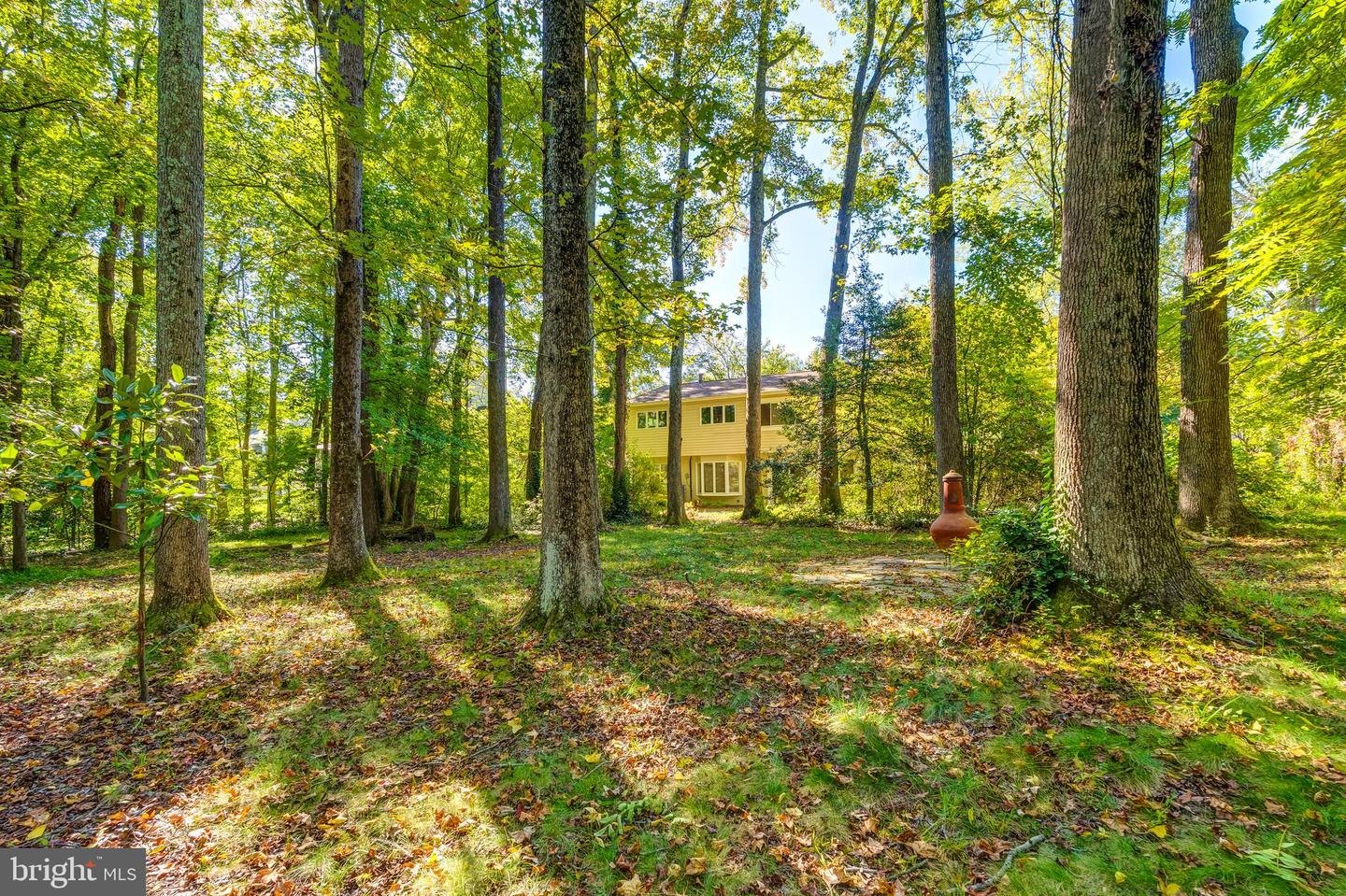 8817 GATESHEAD RD, ALEXANDRIA, Virginia 22309, 4 Bedrooms Bedrooms, ,4 BathroomsBathrooms,Residential,For sale,8817 GATESHEAD RD,VAFX2273778 MLS # VAFX2273778