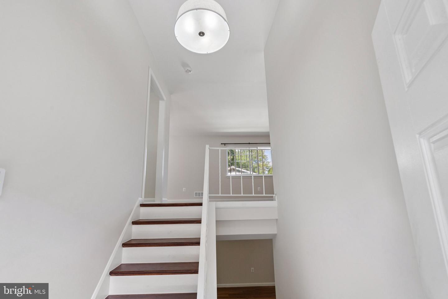 12526 OAKWOOD DR, WOODBRIDGE, Virginia 22192, 4 Bedrooms Bedrooms, ,2 BathroomsBathrooms,Residential,For sale,12526 OAKWOOD DR,VAPW2105798 MLS # VAPW2105798