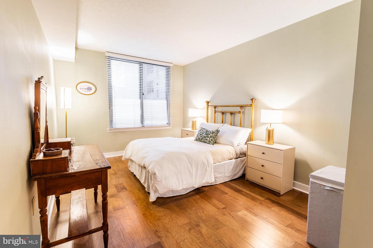 555 MASSACHUSETTS AVE NW #217, WASHINGTON, District Of Columbia 20001, 2 Bedrooms Bedrooms, ,1 BathroomBathrooms,Residential,For sale,555 MASSACHUSETTS AVE NW #217,DCDC2226474 MLS # DCDC2226474