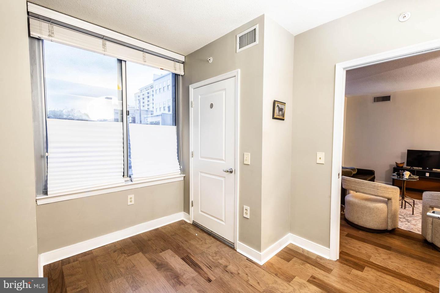 555 MASSACHUSETTS AVE NW #217, WASHINGTON, District Of Columbia 20001, 2 Bedrooms Bedrooms, ,1 BathroomBathrooms,Residential,For sale,555 MASSACHUSETTS AVE NW #217,DCDC2226474 MLS # DCDC2226474