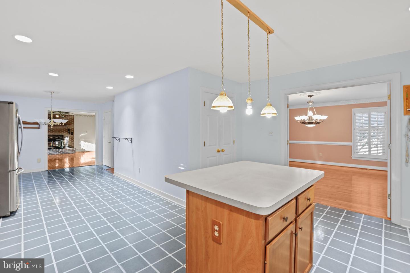 11 N POINTE DR, FREDERICKSBURG, Virginia 22405, 4 Bedrooms Bedrooms, ,3 BathroomsBathrooms,Residential,For sale,11 N POINTE DR,VAST2043426 MLS # VAST2043426