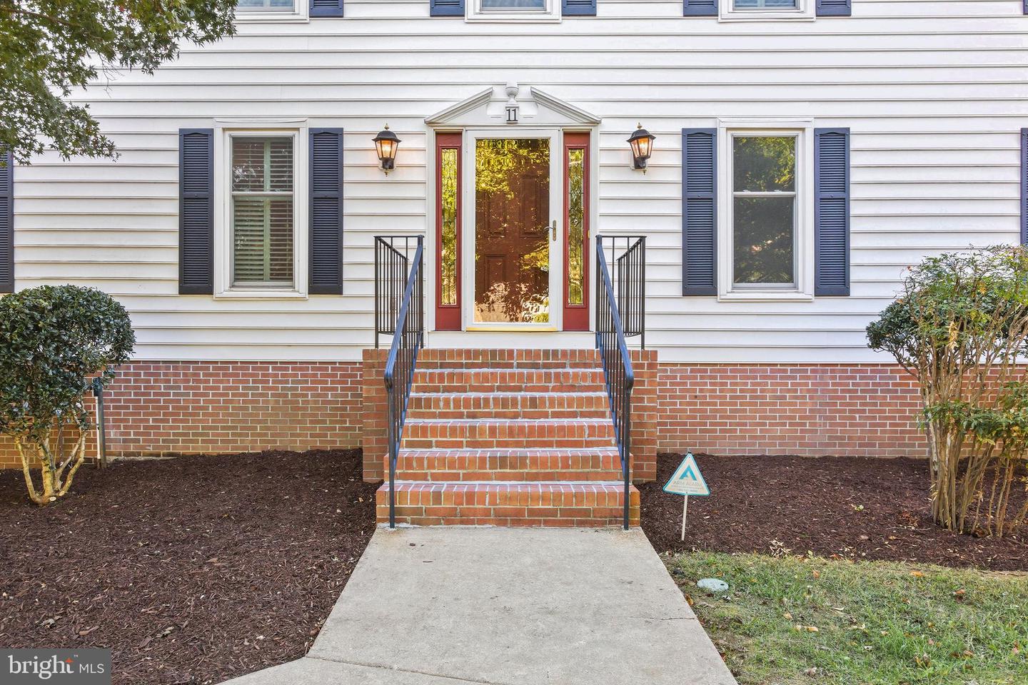 11 N POINTE DR, FREDERICKSBURG, Virginia 22405, 4 Bedrooms Bedrooms, ,3 BathroomsBathrooms,Residential,For sale,11 N POINTE DR,VAST2043426 MLS # VAST2043426