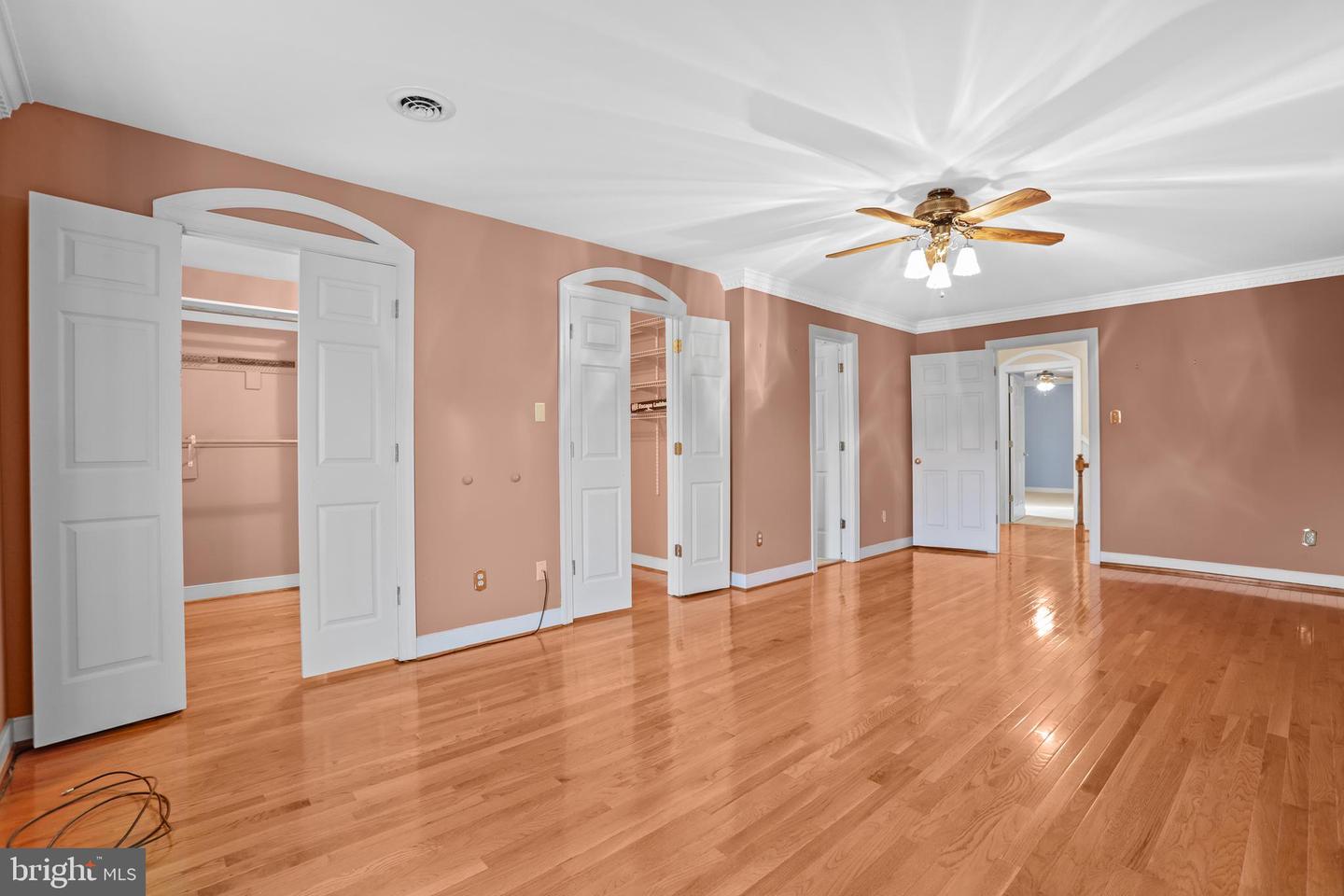 11 N POINTE DR, FREDERICKSBURG, Virginia 22405, 4 Bedrooms Bedrooms, ,3 BathroomsBathrooms,Residential,For sale,11 N POINTE DR,VAST2043426 MLS # VAST2043426