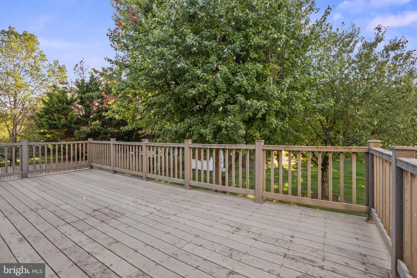 11 N POINTE DR, FREDERICKSBURG, Virginia 22405, 4 Bedrooms Bedrooms, ,3 BathroomsBathrooms,Residential,For sale,11 N POINTE DR,VAST2043426 MLS # VAST2043426