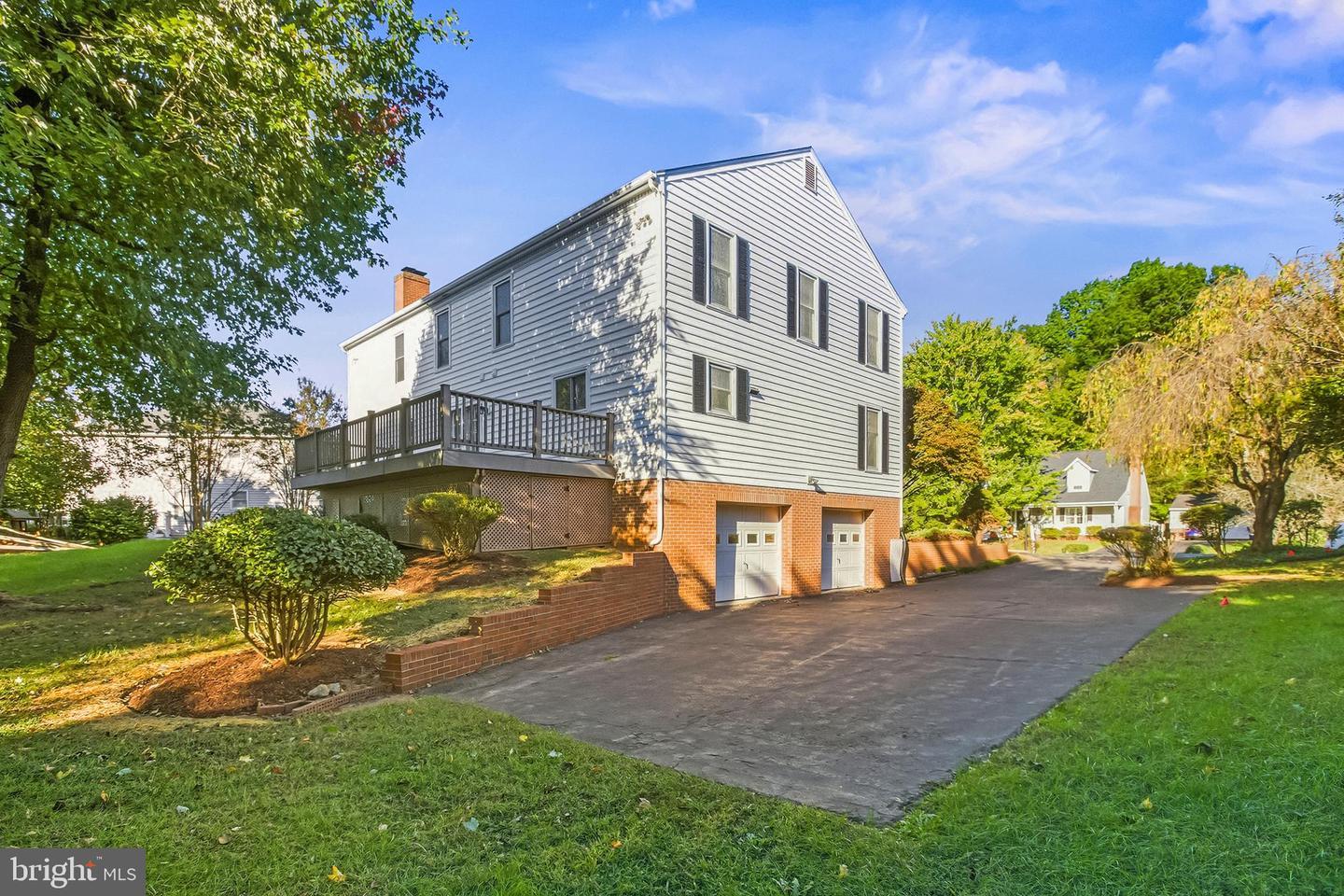11 N POINTE DR, FREDERICKSBURG, Virginia 22405, 4 Bedrooms Bedrooms, ,3 BathroomsBathrooms,Residential,For sale,11 N POINTE DR,VAST2043426 MLS # VAST2043426