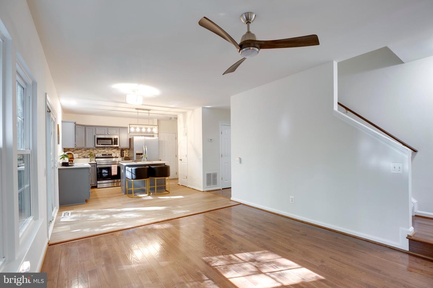 14883 BUTTONWOOD CT, WOODBRIDGE, Virginia 22193, 4 Bedrooms Bedrooms, ,3 BathroomsBathrooms,Residential,For sale,14883 BUTTONWOOD CT,VAPW2105814 MLS # VAPW2105814