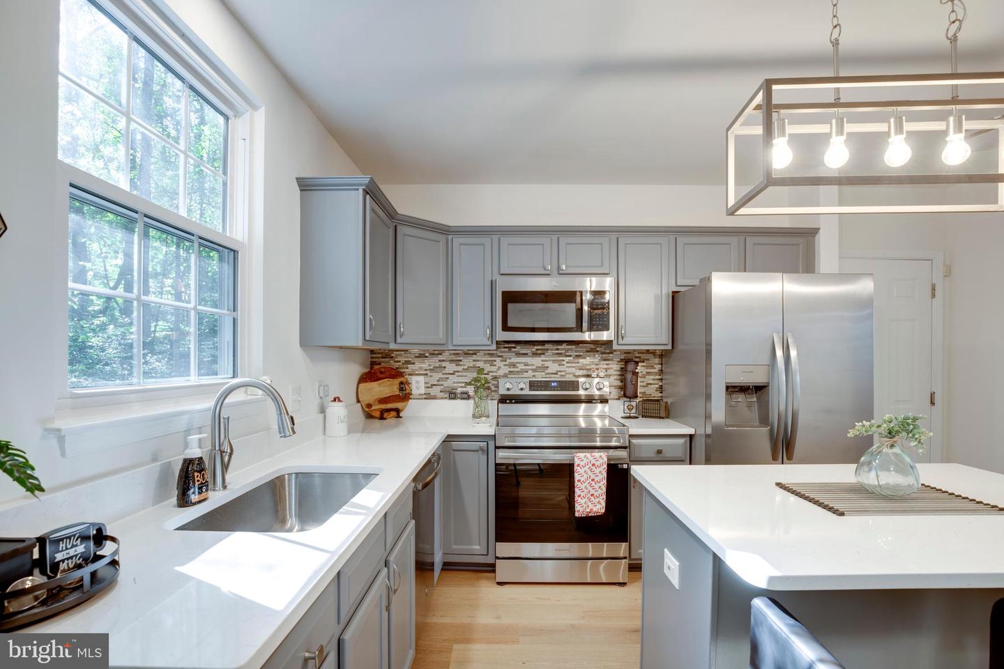 14883 BUTTONWOOD CT, WOODBRIDGE, Virginia 22193, 4 Bedrooms Bedrooms, ,3 BathroomsBathrooms,Residential,For sale,14883 BUTTONWOOD CT,VAPW2105814 MLS # VAPW2105814