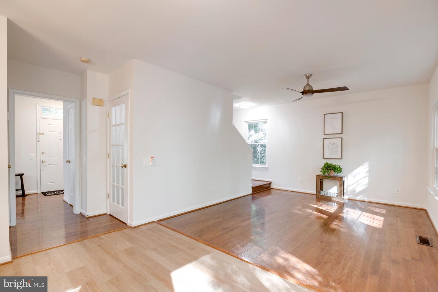 14883 BUTTONWOOD CT, WOODBRIDGE, Virginia 22193, 4 Bedrooms Bedrooms, ,3 BathroomsBathrooms,Residential,For sale,14883 BUTTONWOOD CT,VAPW2105814 MLS # VAPW2105814
