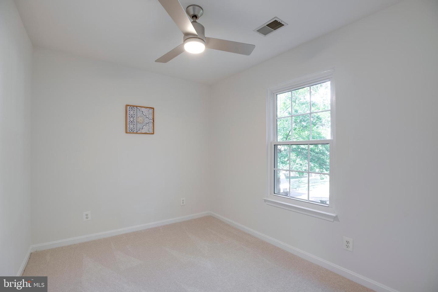 14883 BUTTONWOOD CT, WOODBRIDGE, Virginia 22193, 4 Bedrooms Bedrooms, ,3 BathroomsBathrooms,Residential,For sale,14883 BUTTONWOOD CT,VAPW2105814 MLS # VAPW2105814