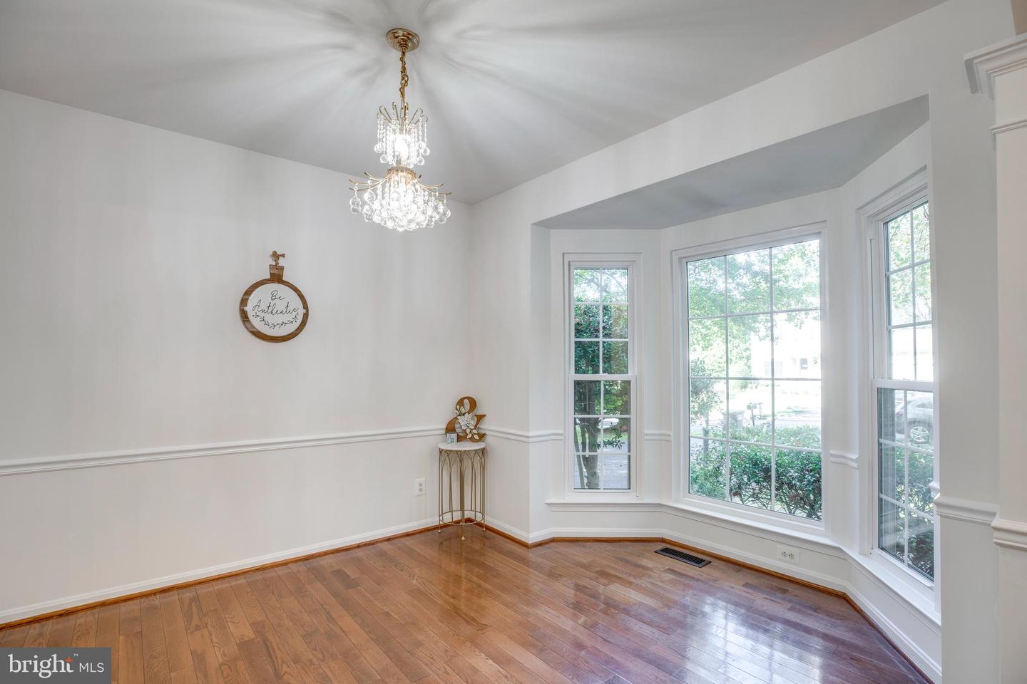 14883 BUTTONWOOD CT, WOODBRIDGE, Virginia 22193, 4 Bedrooms Bedrooms, ,3 BathroomsBathrooms,Residential,For sale,14883 BUTTONWOOD CT,VAPW2105814 MLS # VAPW2105814