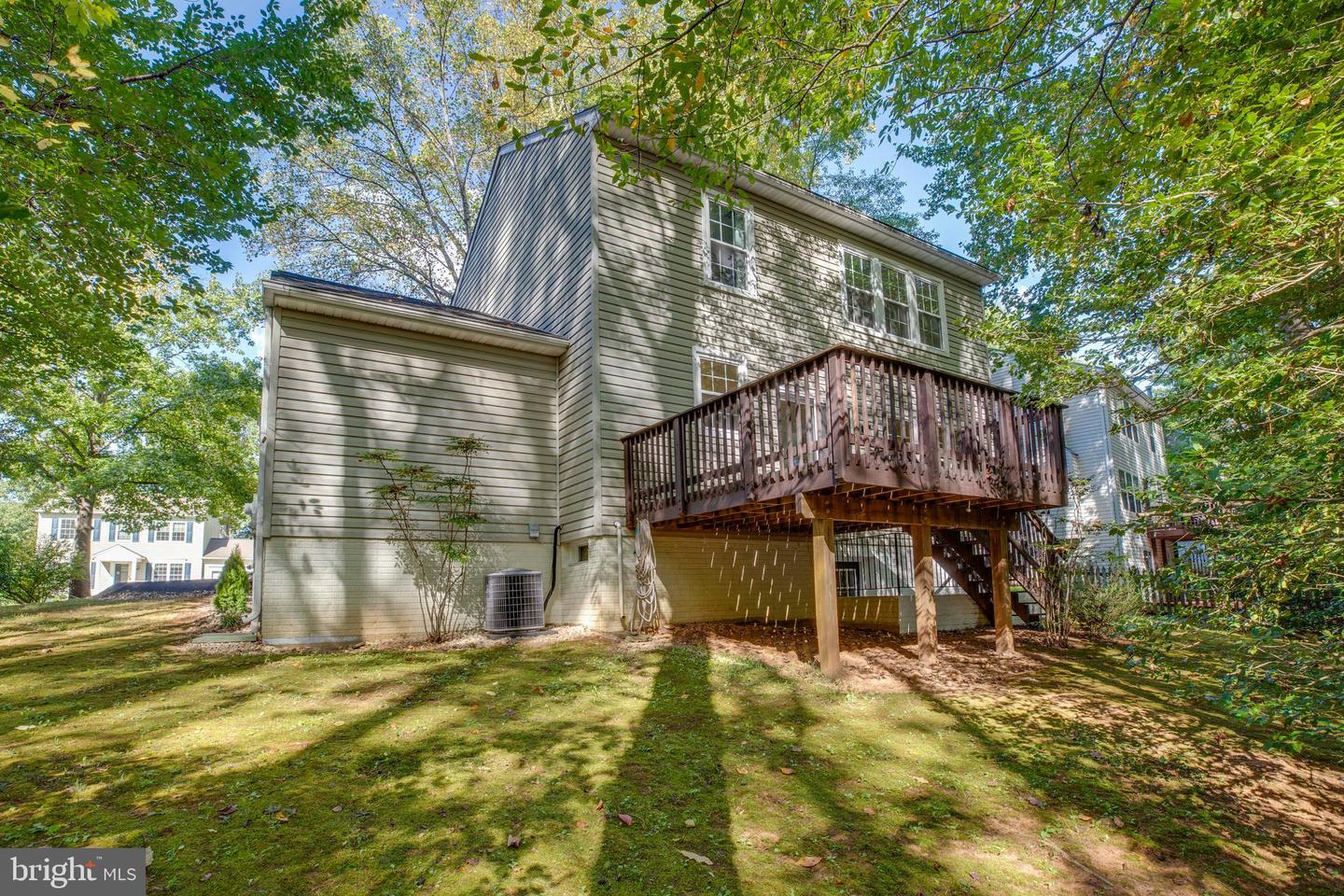 14883 BUTTONWOOD CT, WOODBRIDGE, Virginia 22193, 4 Bedrooms Bedrooms, ,3 BathroomsBathrooms,Residential,For sale,14883 BUTTONWOOD CT,VAPW2105814 MLS # VAPW2105814