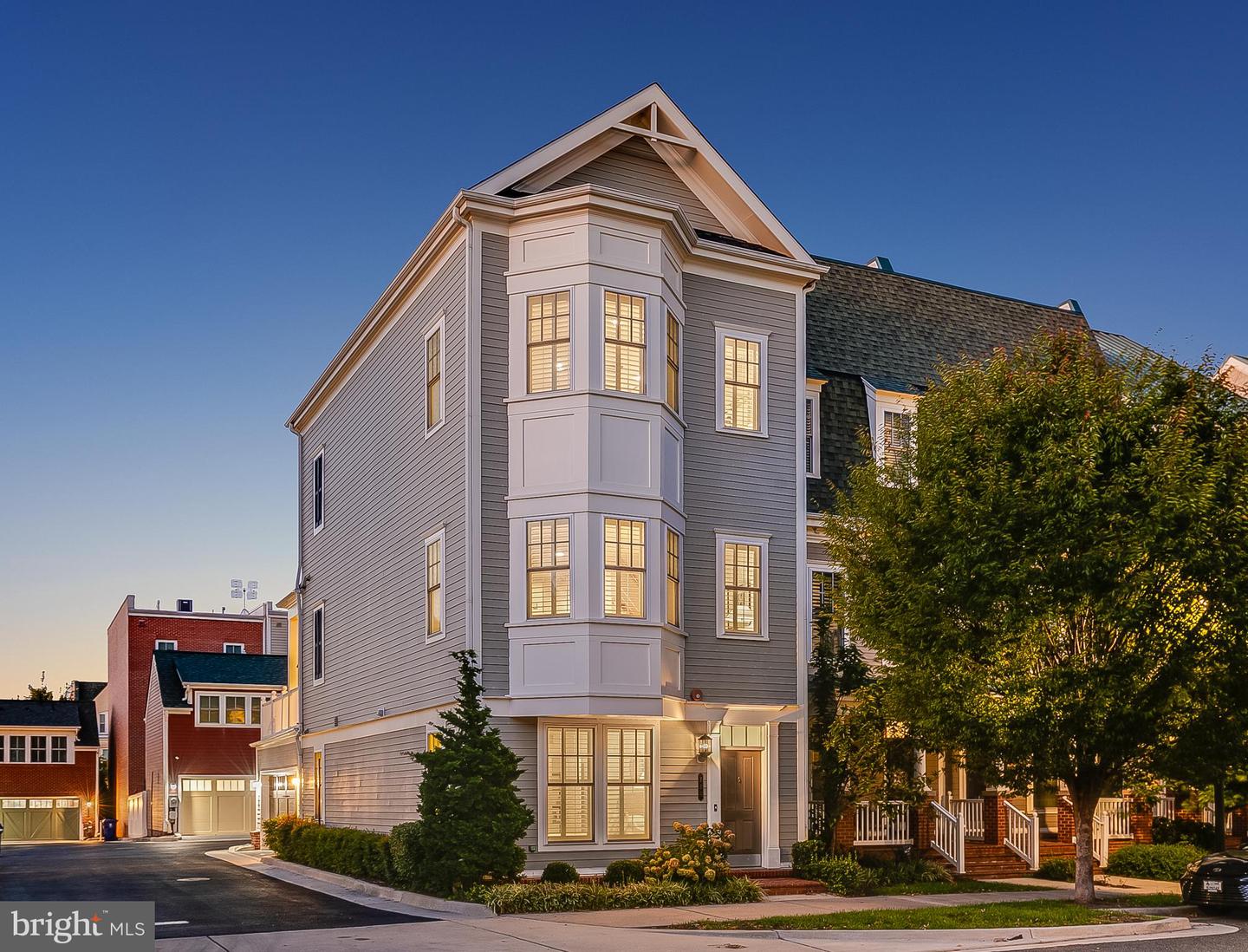 710 DIAMOND AVE, ALEXANDRIA, Virginia 22301, 3 Bedrooms Bedrooms, ,3 BathroomsBathrooms,Residential,For sale,710 DIAMOND AVE,VAAX2050730 MLS # VAAX2050730