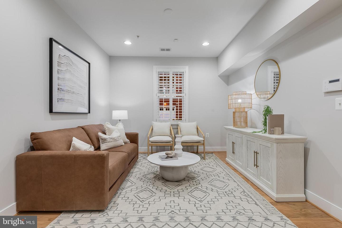 710 DIAMOND AVE, ALEXANDRIA, Virginia 22301, 3 Bedrooms Bedrooms, ,3 BathroomsBathrooms,Residential,For sale,710 DIAMOND AVE,VAAX2050730 MLS # VAAX2050730
