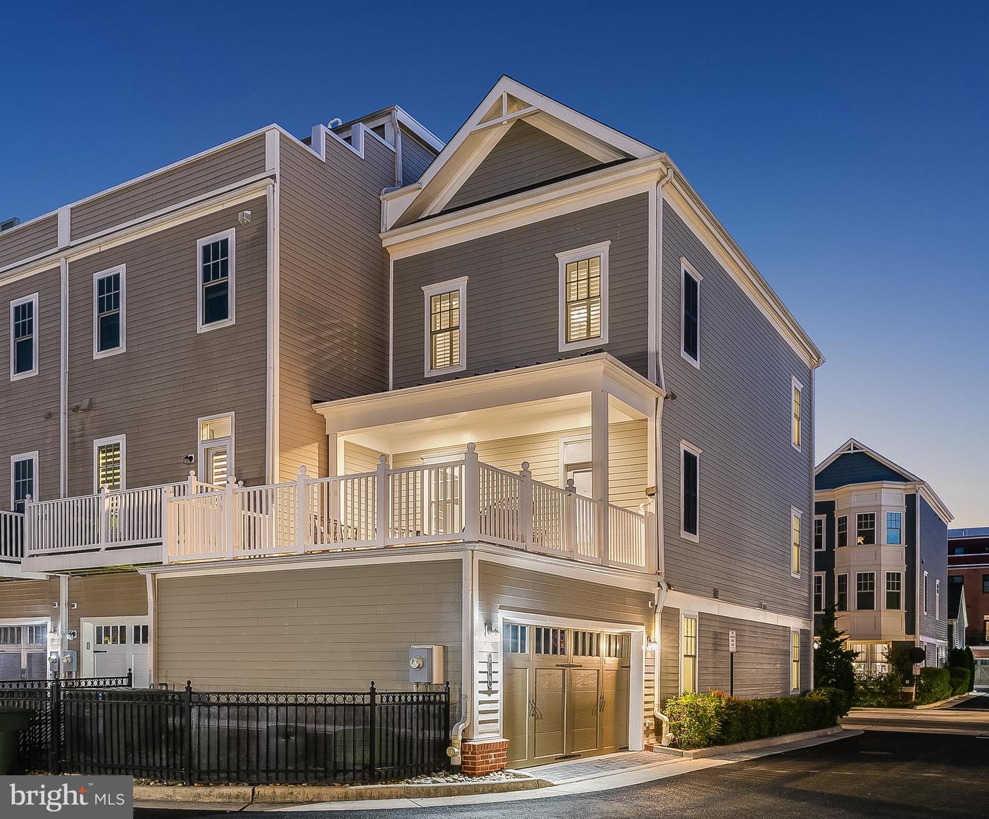 710 DIAMOND AVE, ALEXANDRIA, Virginia 22301, 3 Bedrooms Bedrooms, ,3 BathroomsBathrooms,Residential,For sale,710 DIAMOND AVE,VAAX2050730 MLS # VAAX2050730