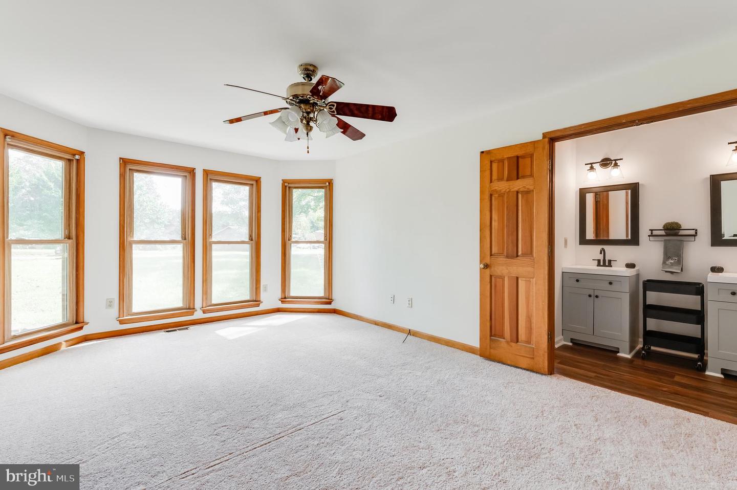 10318 SHAW DR, SPOTSYLVANIA, Virginia 22553, 3 Bedrooms Bedrooms, 4 Rooms Rooms,2 BathroomsBathrooms,Residential,For sale,10318 SHAW DR,VASP2036846 MLS # VASP2036846