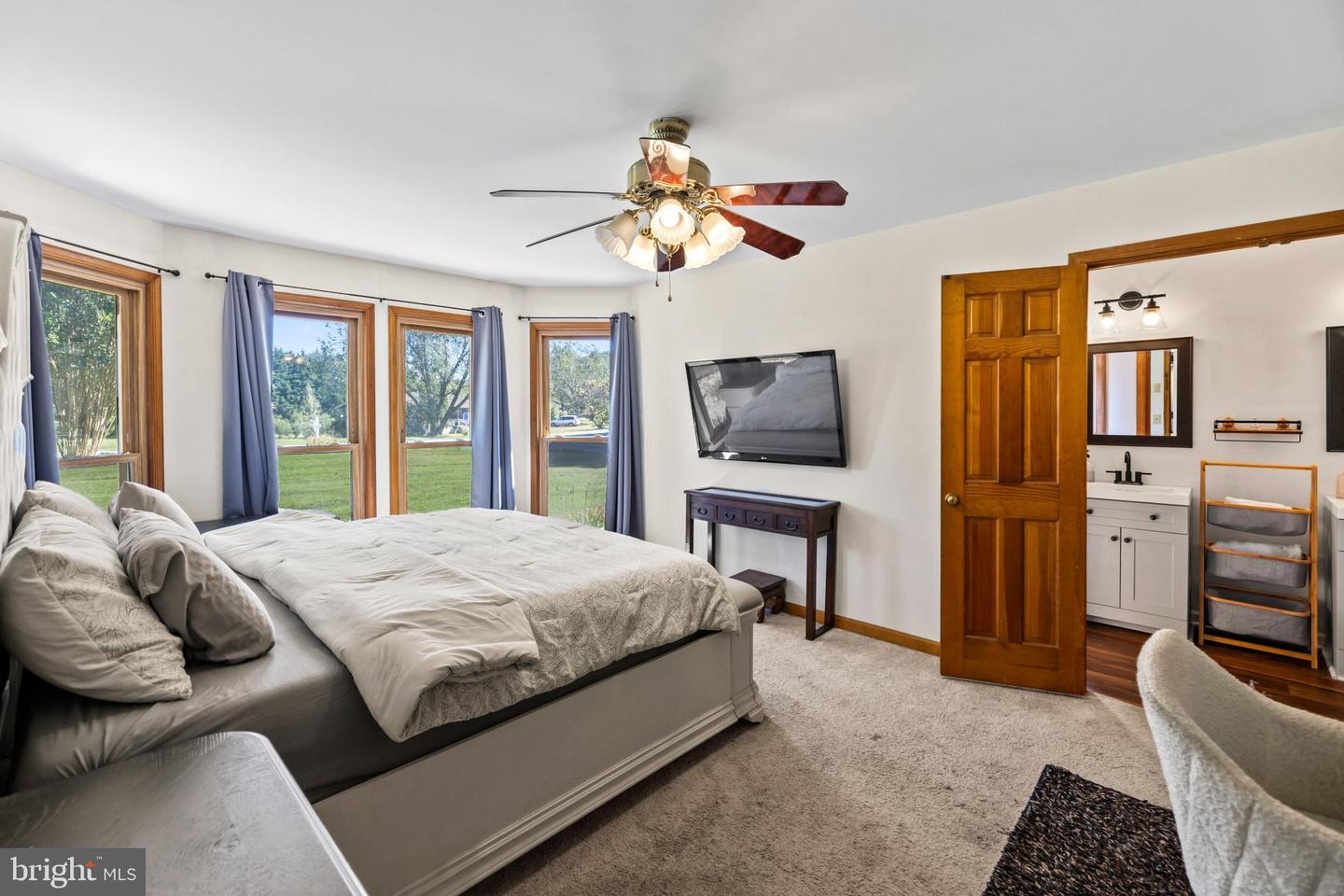 10318 SHAW DR, SPOTSYLVANIA, Virginia 22553, 3 Bedrooms Bedrooms, 4 Rooms Rooms,2 BathroomsBathrooms,Residential,For sale,10318 SHAW DR,VASP2036846 MLS # VASP2036846