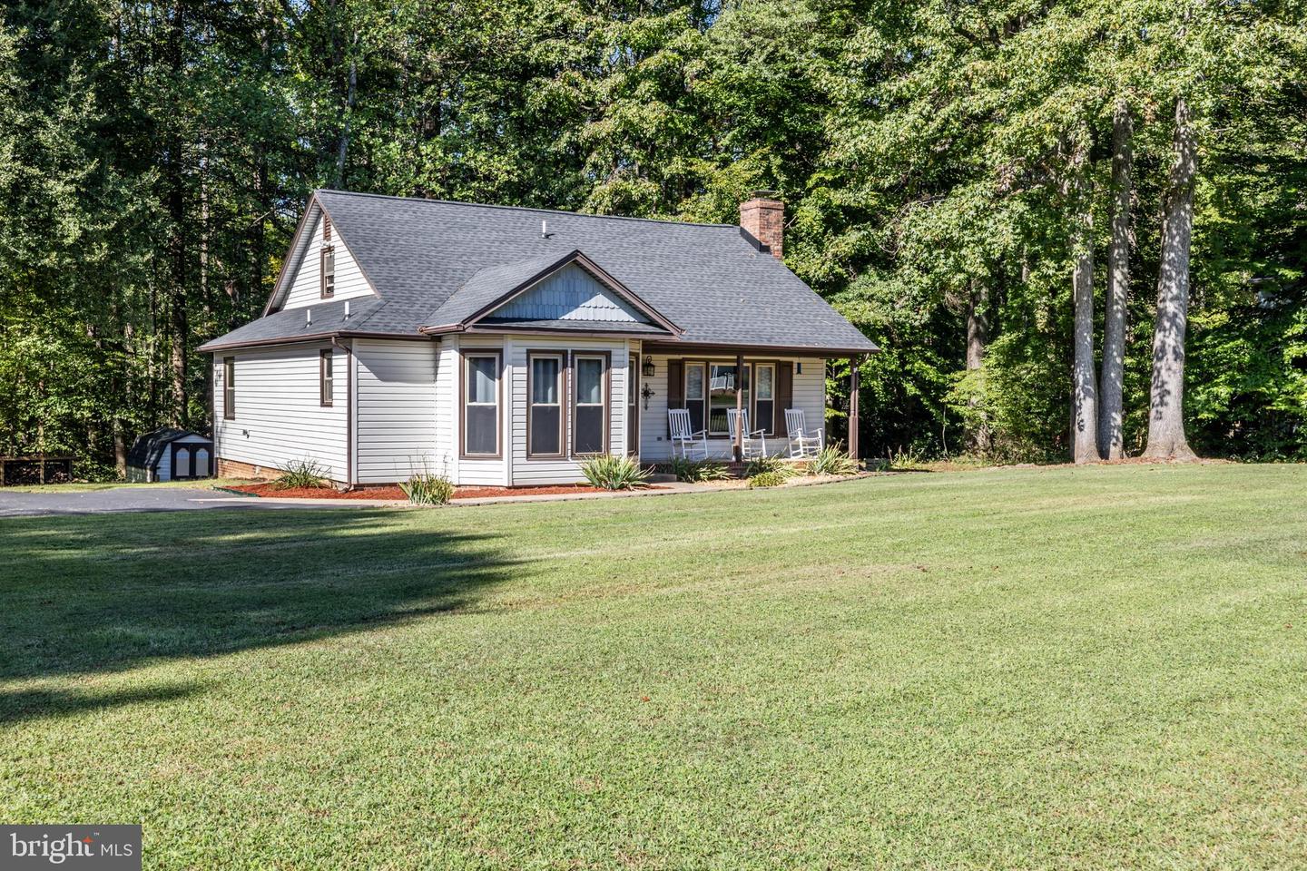 10318 SHAW DR, SPOTSYLVANIA, Virginia 22553, 3 Bedrooms Bedrooms, 4 Rooms Rooms,2 BathroomsBathrooms,Residential,For sale,10318 SHAW DR,VASP2036846 MLS # VASP2036846