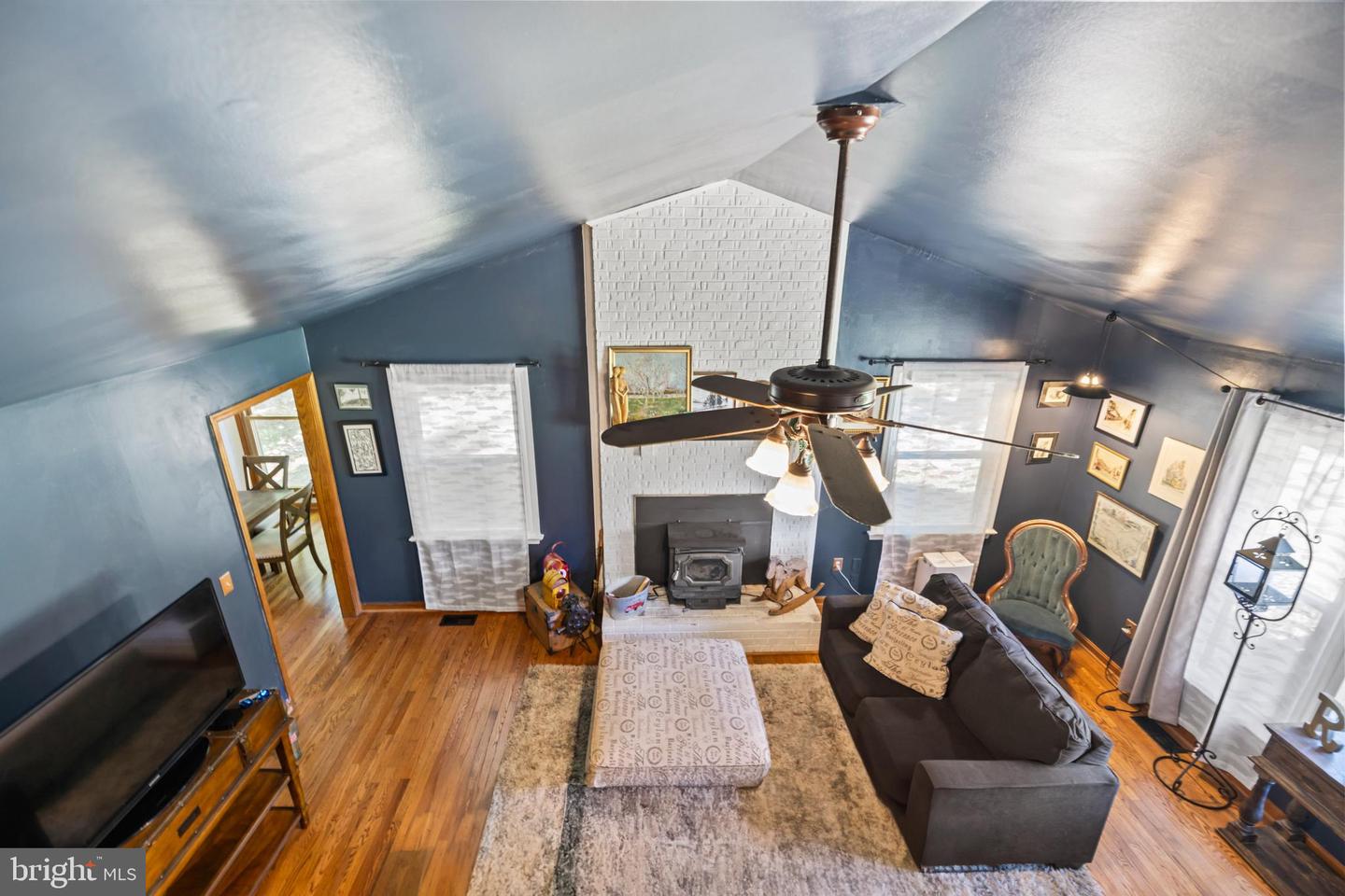 10318 SHAW DR, SPOTSYLVANIA, Virginia 22553, 3 Bedrooms Bedrooms, 4 Rooms Rooms,2 BathroomsBathrooms,Residential,For sale,10318 SHAW DR,VASP2036846 MLS # VASP2036846