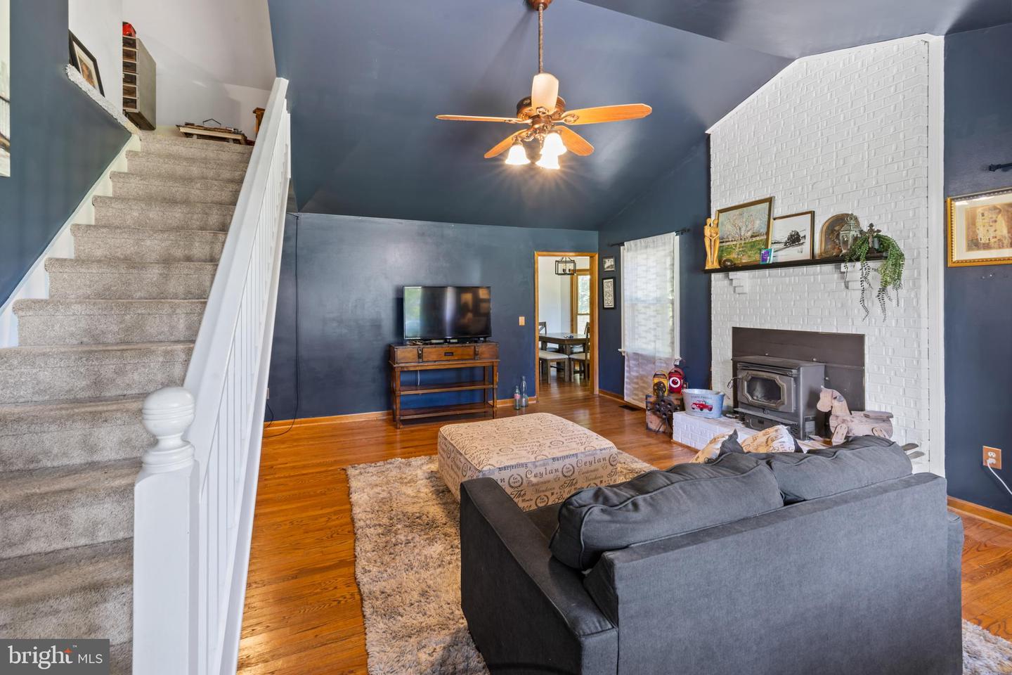 10318 SHAW DR, SPOTSYLVANIA, Virginia 22553, 3 Bedrooms Bedrooms, 4 Rooms Rooms,2 BathroomsBathrooms,Residential,For sale,10318 SHAW DR,VASP2036846 MLS # VASP2036846