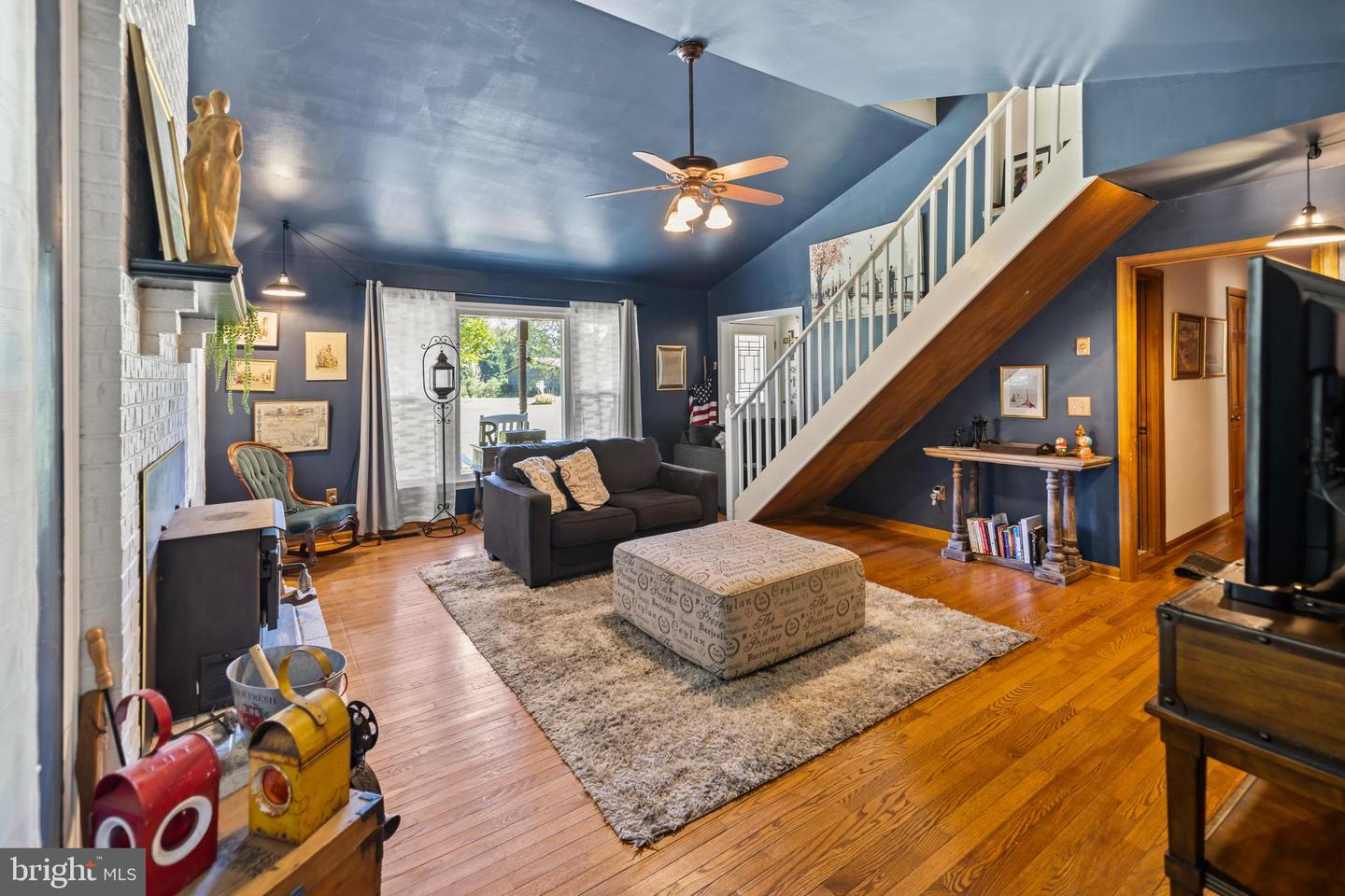 10318 SHAW DR, SPOTSYLVANIA, Virginia 22553, 3 Bedrooms Bedrooms, 4 Rooms Rooms,2 BathroomsBathrooms,Residential,For sale,10318 SHAW DR,VASP2036846 MLS # VASP2036846