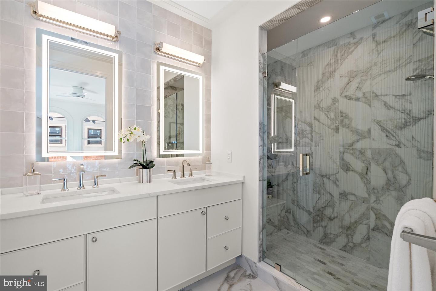 115 N WEST ST, ALEXANDRIA, Virginia 22314, 4 Bedrooms Bedrooms, ,4 BathroomsBathrooms,Residential,For sale,115 N WEST ST,VAAX2050808 MLS # VAAX2050808