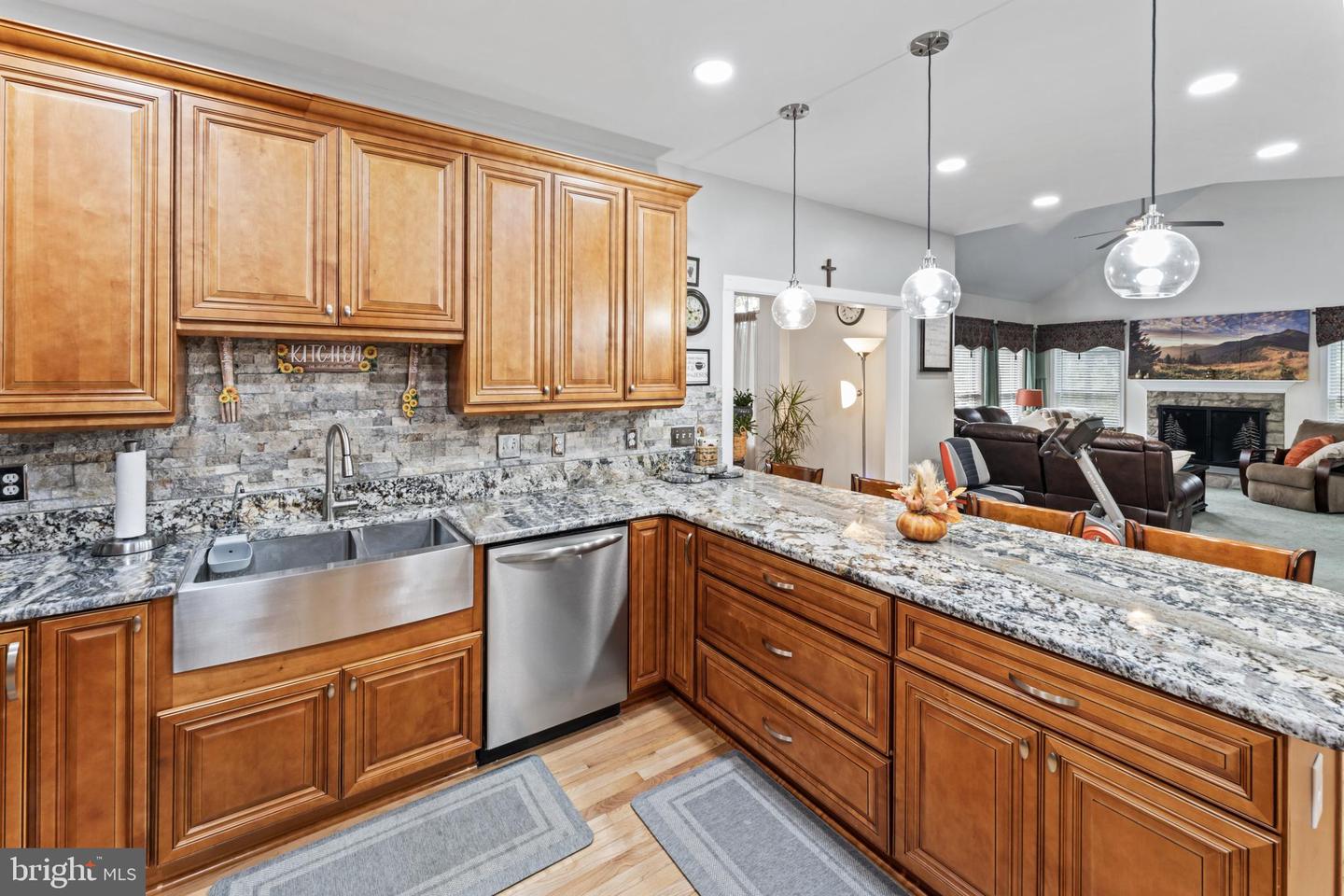 23 LONGWOOD, STAFFORD, Virginia 22556, 4 Bedrooms Bedrooms, ,3 BathroomsBathrooms,Residential,For sale,23 LONGWOOD,VAST2043480 MLS # VAST2043480