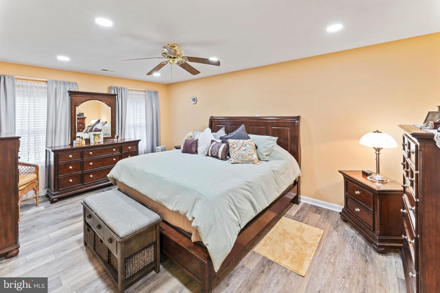 23 LONGWOOD, STAFFORD, Virginia 22556, 4 Bedrooms Bedrooms, ,3 BathroomsBathrooms,Residential,For sale,23 LONGWOOD,VAST2043480 MLS # VAST2043480