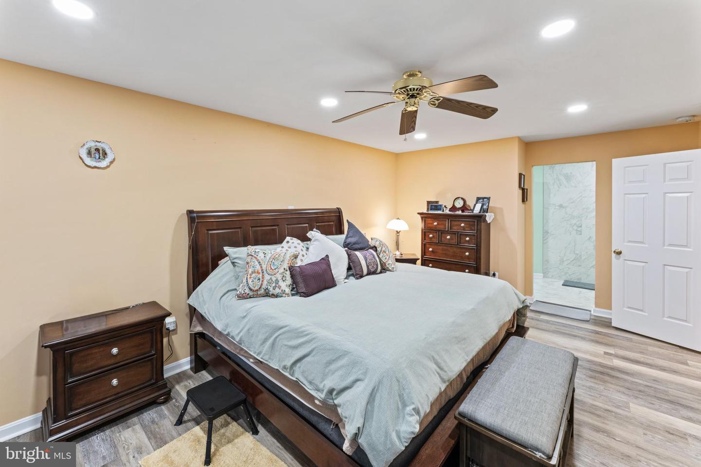 23 LONGWOOD, STAFFORD, Virginia 22556, 4 Bedrooms Bedrooms, ,3 BathroomsBathrooms,Residential,For sale,23 LONGWOOD,VAST2043480 MLS # VAST2043480