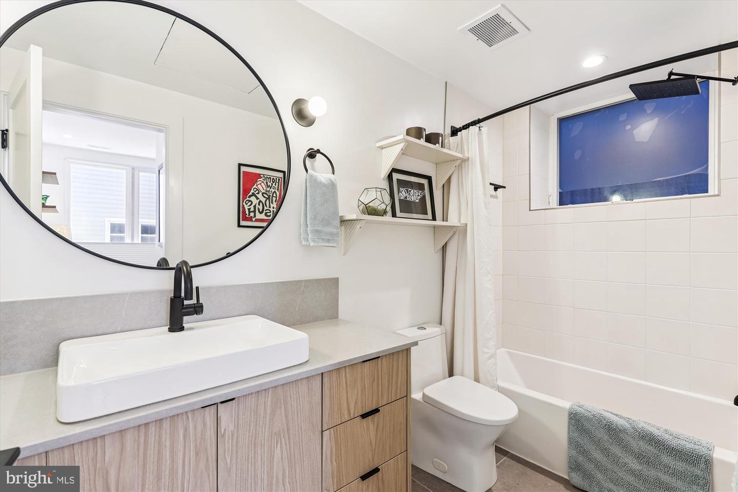 3117 GEORGIA AVE NW #102, WASHINGTON, District Of Columbia 20010, 1 Bedroom Bedrooms, ,1 BathroomBathrooms,Residential,For sale,3117 GEORGIA AVE NW #102,DCDC2227056 MLS # DCDC2227056