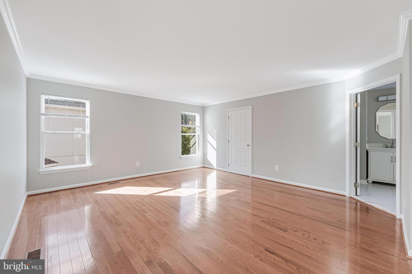 43756 WOODWORTH CT, ASHBURN, Virginia 20147, 5 Bedrooms Bedrooms, ,3 BathroomsBathrooms,Residential,For sale,43756 WOODWORTH CT,VALO2108804 MLS # VALO2108804