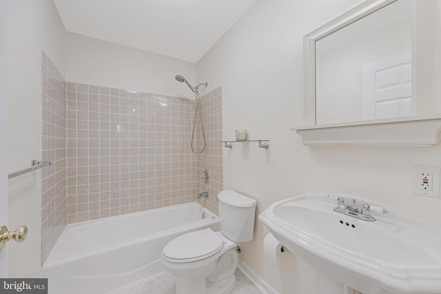 43756 WOODWORTH CT, ASHBURN, Virginia 20147, 5 Bedrooms Bedrooms, ,3 BathroomsBathrooms,Residential,For sale,43756 WOODWORTH CT,VALO2108804 MLS # VALO2108804