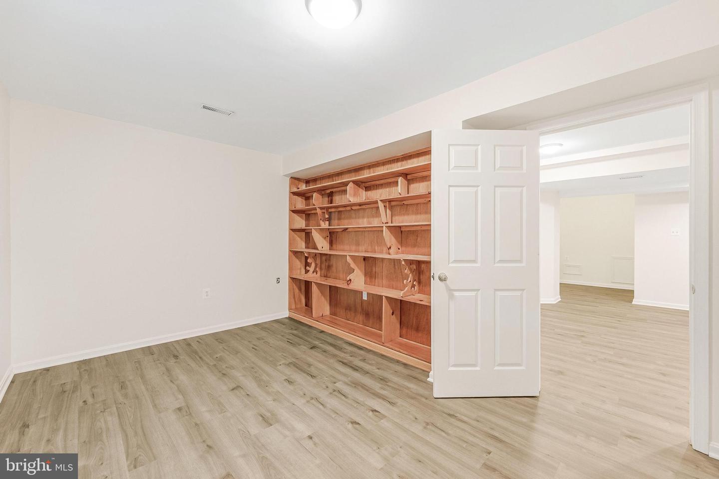 43756 WOODWORTH CT, ASHBURN, Virginia 20147, 5 Bedrooms Bedrooms, ,3 BathroomsBathrooms,Residential,For sale,43756 WOODWORTH CT,VALO2108804 MLS # VALO2108804