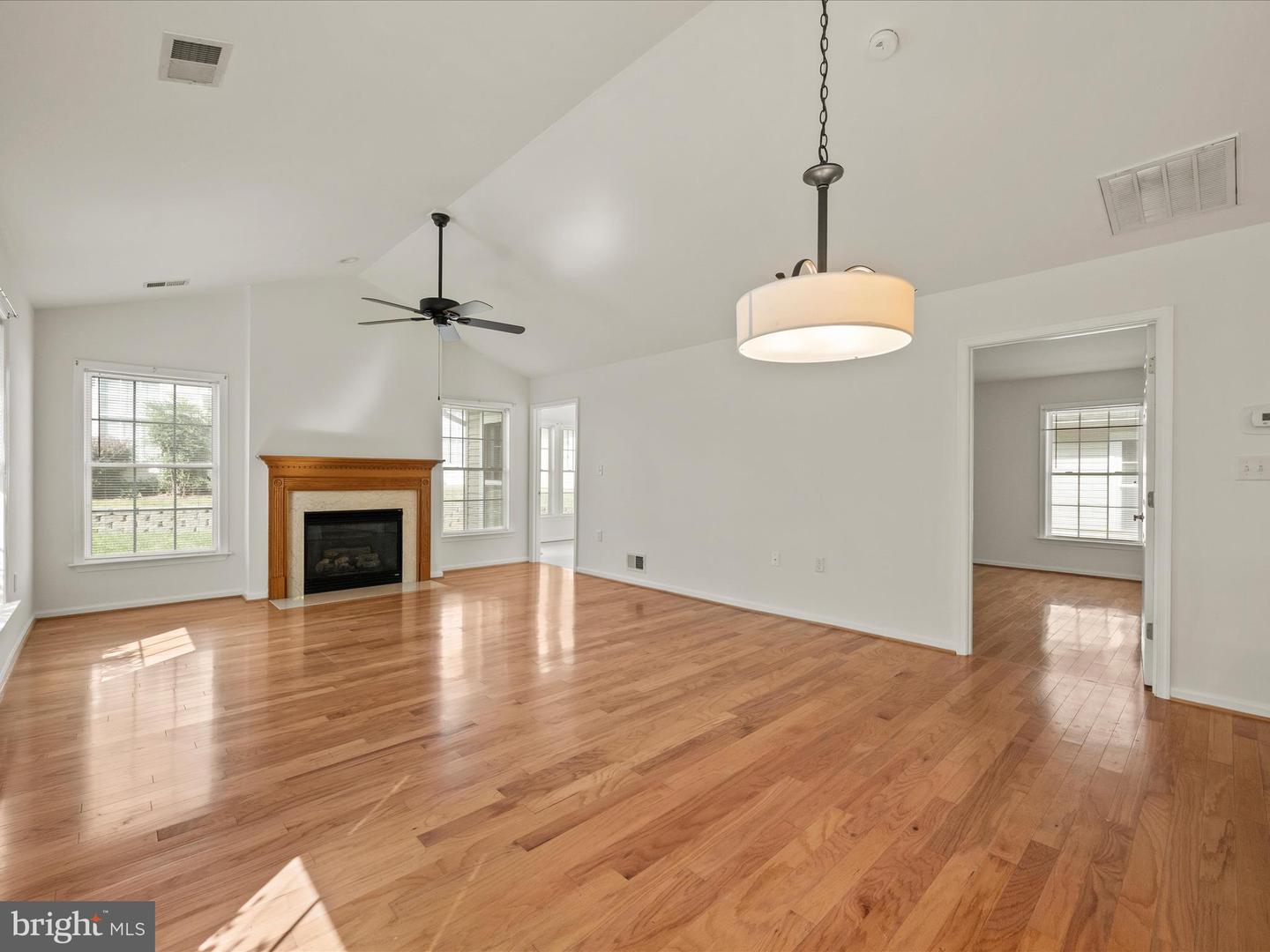 1823 KERSHAW LN, WINCHESTER, Virginia 22601, 2 Bedrooms Bedrooms, ,2 BathroomsBathrooms,Residential,For sale,1823 KERSHAW LN,VAWI2009238 MLS # VAWI2009238