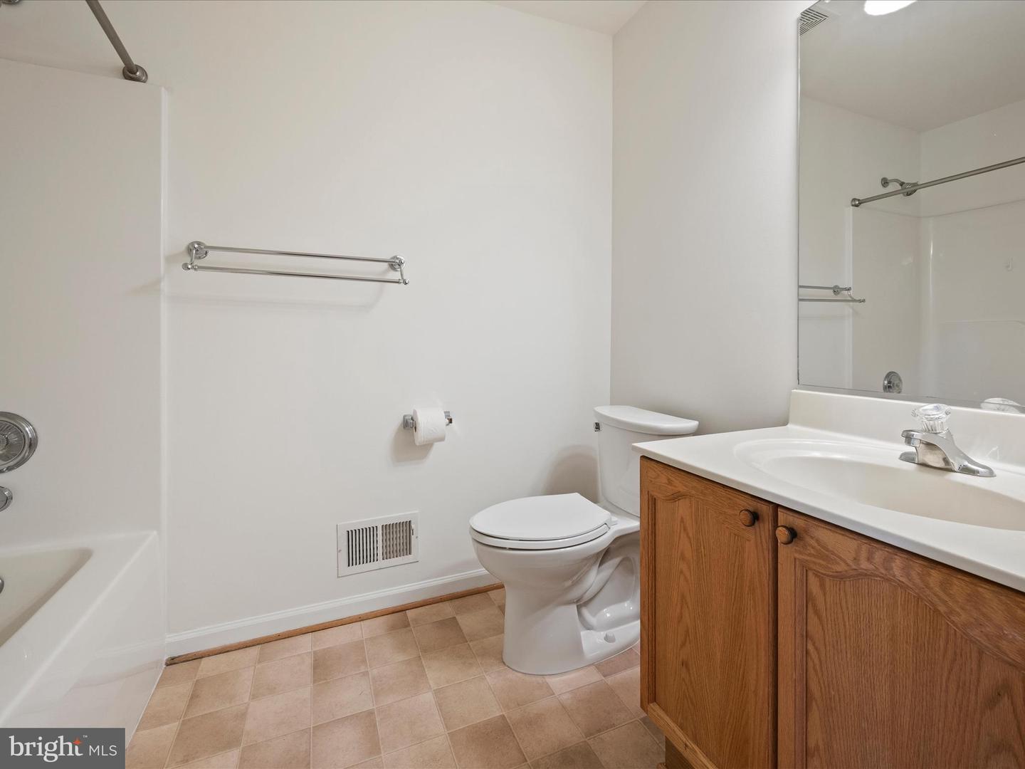 1823 KERSHAW LN, WINCHESTER, Virginia 22601, 2 Bedrooms Bedrooms, ,2 BathroomsBathrooms,Residential,For sale,1823 KERSHAW LN,VAWI2009238 MLS # VAWI2009238