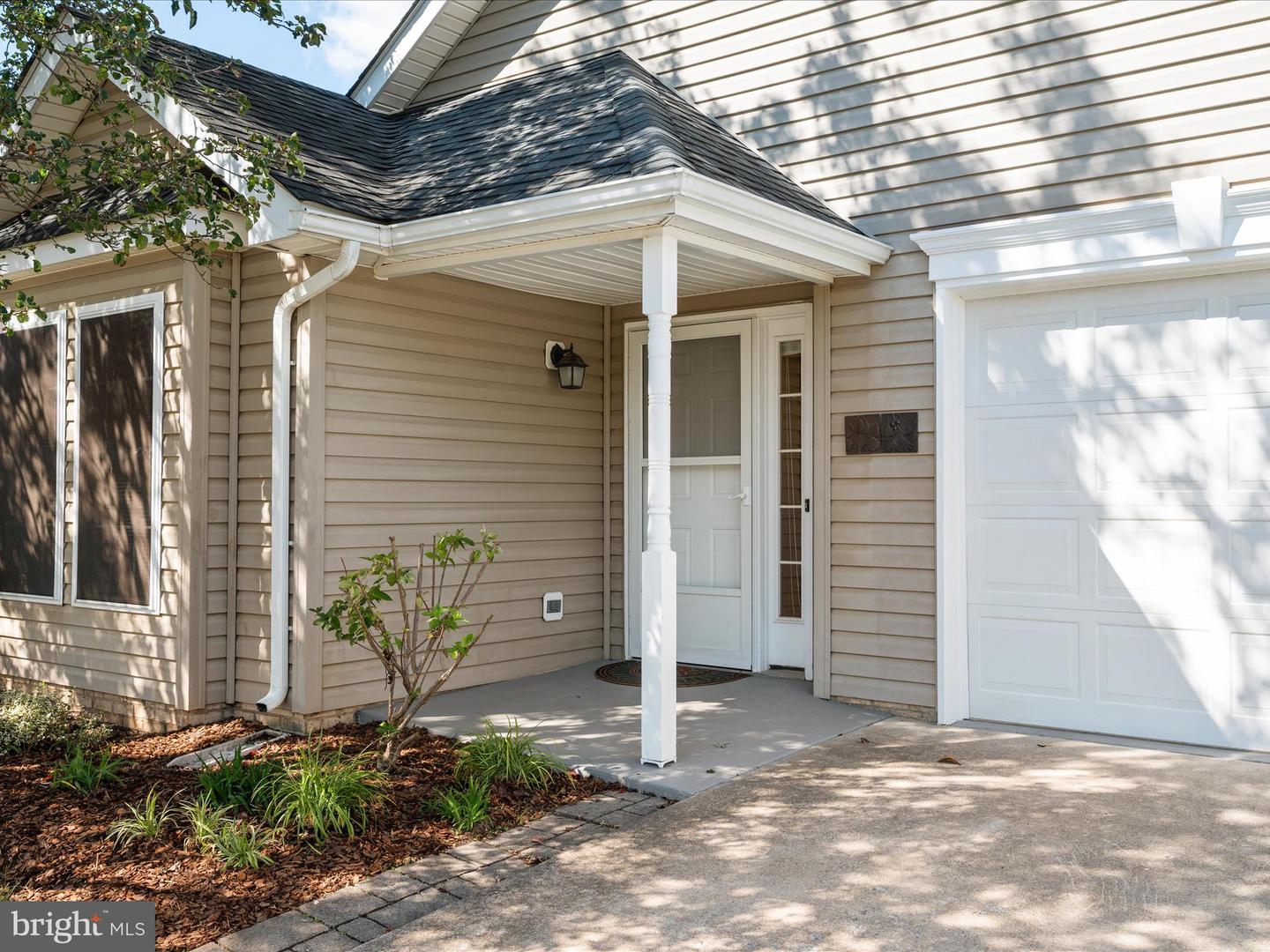 1823 KERSHAW LN, WINCHESTER, Virginia 22601, 2 Bedrooms Bedrooms, ,2 BathroomsBathrooms,Residential,For sale,1823 KERSHAW LN,VAWI2009238 MLS # VAWI2009238