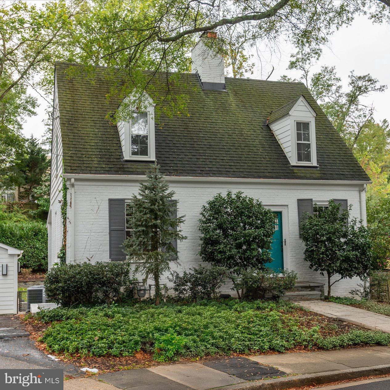5018 V ST NW, WASHINGTON, District Of Columbia 20007, 4 Bedrooms Bedrooms, ,3 BathroomsBathrooms,Residential,For sale,5018 V ST NW,DCDC2226614 MLS # DCDC2226614