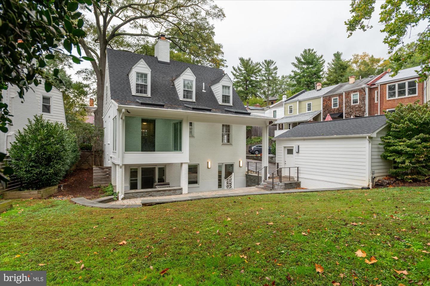 5018 V ST NW, WASHINGTON, District Of Columbia 20007, 4 Bedrooms Bedrooms, ,3 BathroomsBathrooms,Residential,For sale,5018 V ST NW,DCDC2226614 MLS # DCDC2226614
